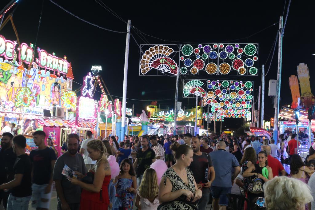 Gran éxito de afluencia en el primer día de la Feria de Las Lagunas ...