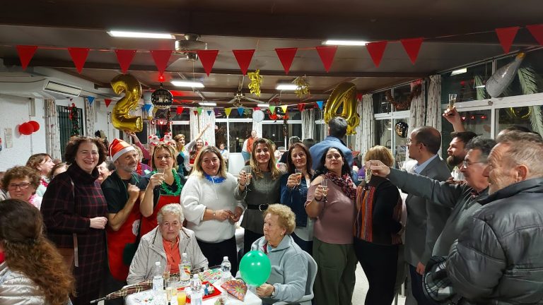 Los mayores de Mijas disfrutan de los encuentros navideños