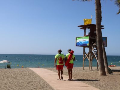 El Ayuntamiento de Mijas adjudica el servicio de vigilancia, salvamento y socorrismo de su litoral por dos años y 1,56 millones anuales
