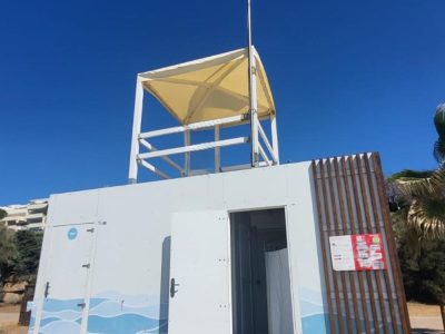 Mijas empieza a poner a punto sus playas con la adquisición de nuevo equipamiento valorado en casi medio millón de euros