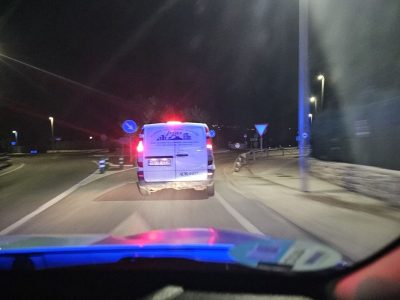 La Policía Local de Mijas interviene una furgoneta que transportaba herramientas tras una persecución nocturna