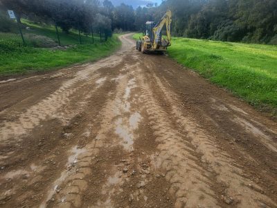 El Área de Zonas Rurales lleva a cabo nuevos arreglos en caminos de Mijas
