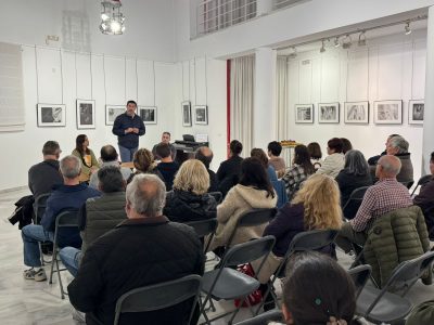 El Ayuntamiento informa a los vecinos de Los Santos de los plazos de finalización del aparcamiento y del sorteo de los abonos