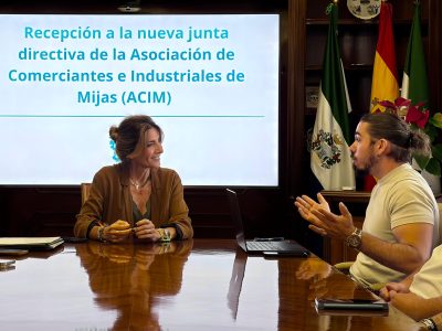 El Ayuntamiento de Mijas y la Asociación de Comerciantes acuerdan trabajar juntos en la mejora general de la oferta del municipio