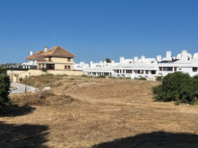 El área de Limpieza destaca las decenas de actuaciones de desbroce realizadas en parcelas municipales durante 2026