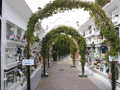 El Ayuntamiento de Mijas amplía el horario del cementerio y habilita autobuses para conmemorar el Día de Todos los Santos