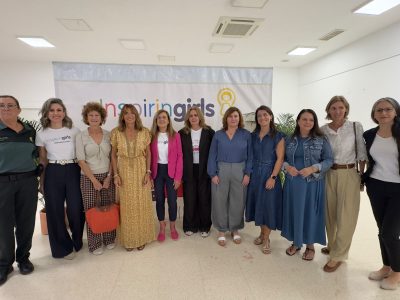 Un total de 120 alumnos del colegio Campanales participan en una actividad  para visibilizar la presencia de la mujer